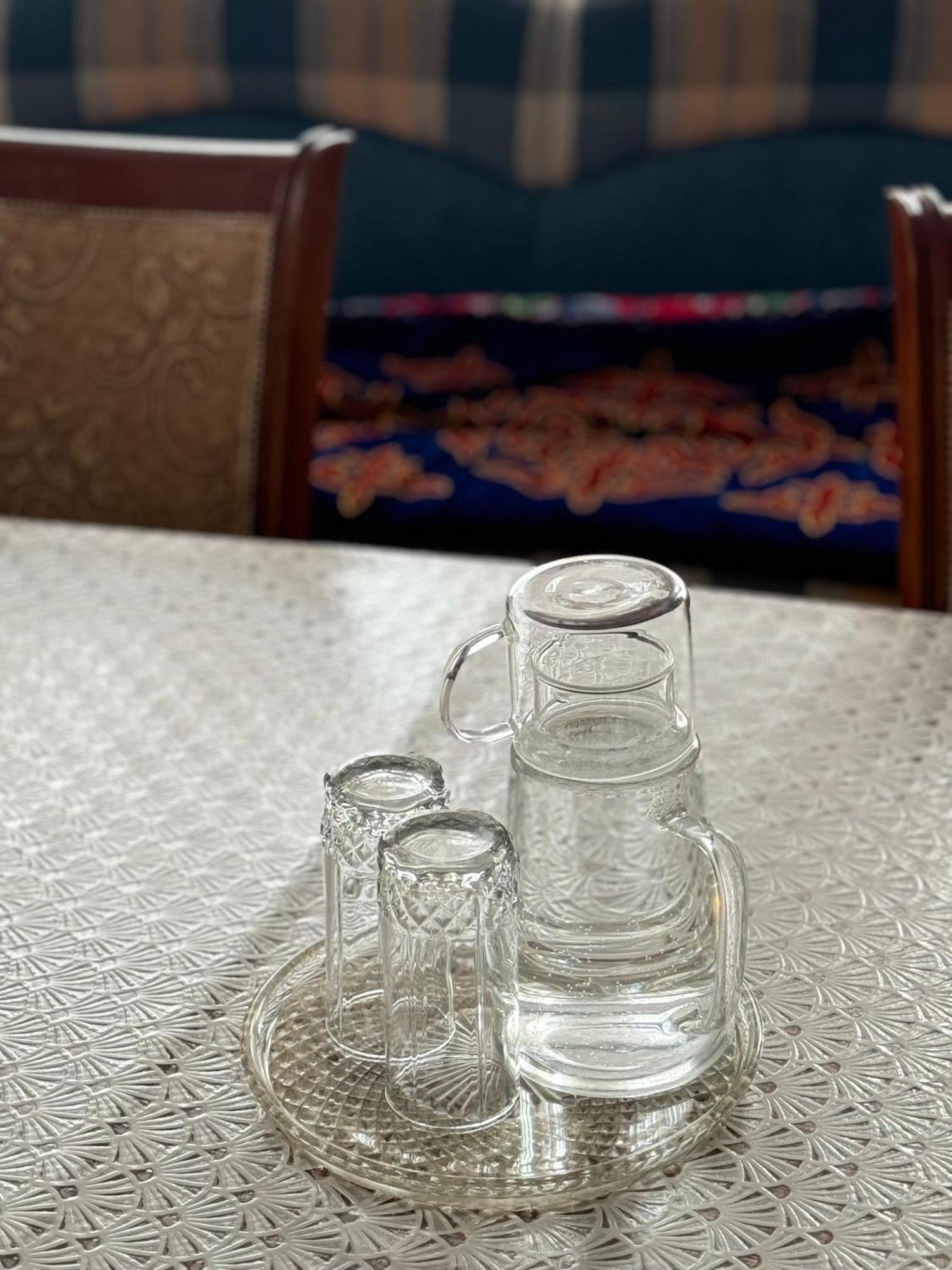 Дом 14 Bed & Breakfast Osh Luaran gambar